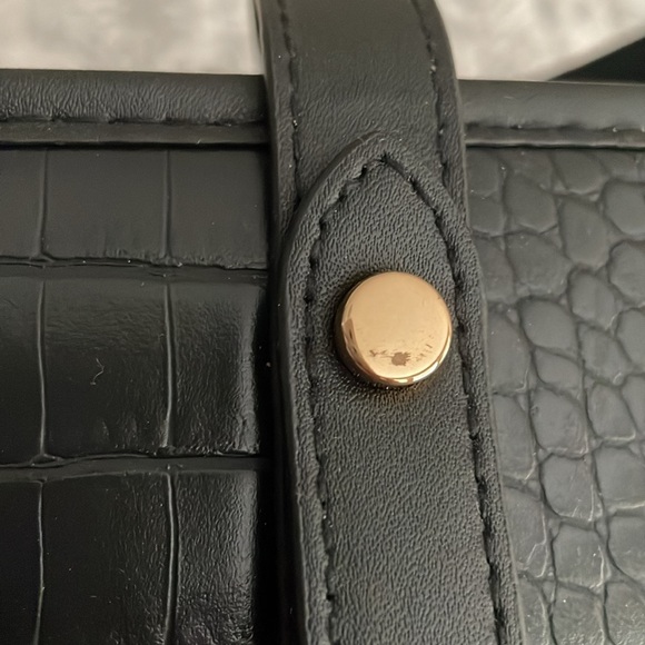 NWT H & M Black crocodile patterned tote bag - Picture 11 of 11